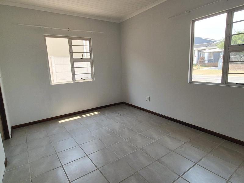 3 Bedroom Property for Sale in Perlemoenbaai Western Cape